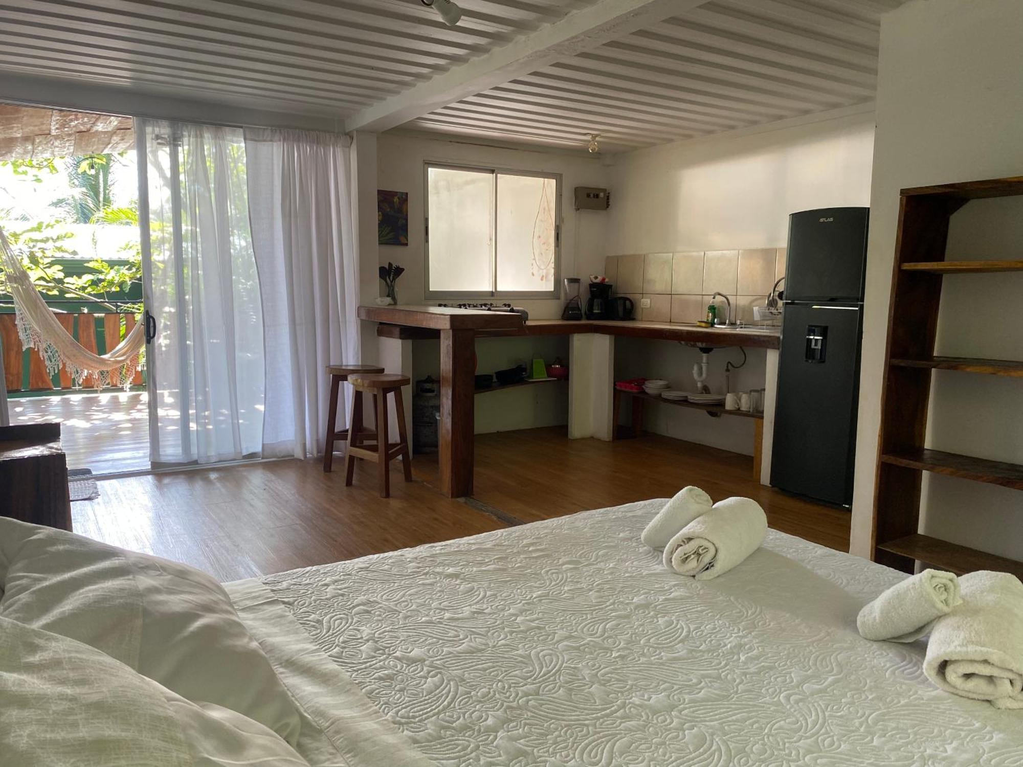 Nahele Lodge Playa Santa Teresa  المظهر الخارجي الصورة